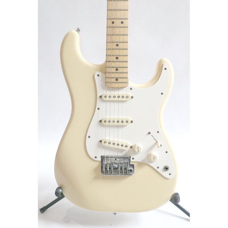 Fender Stratocaster Standard 1983