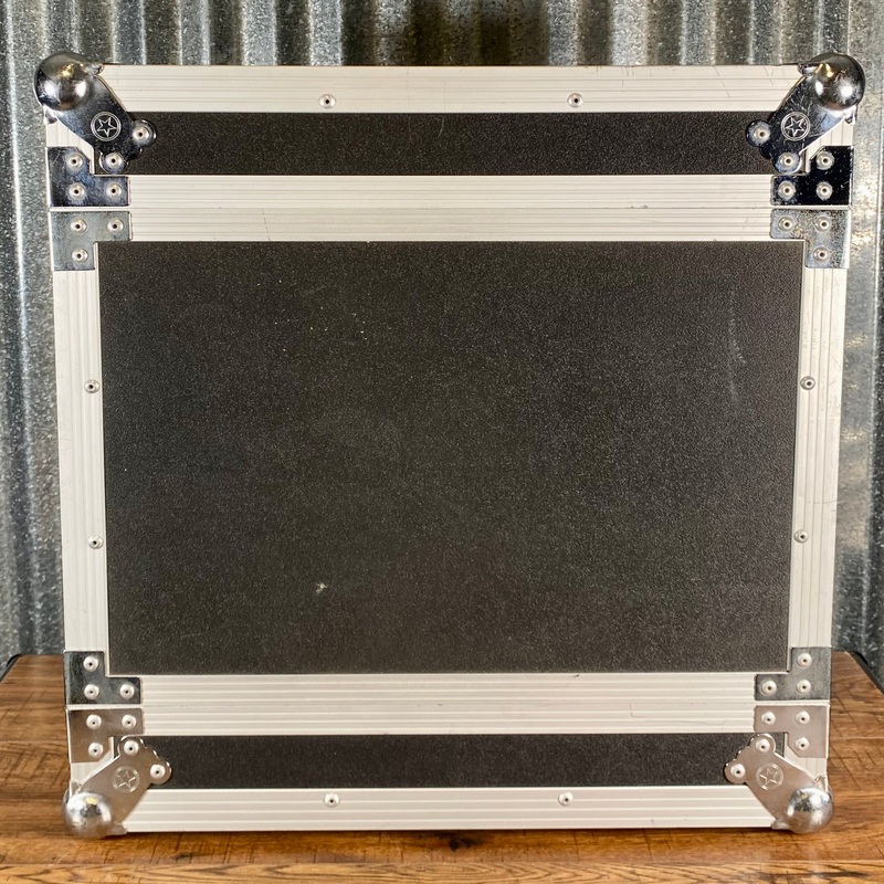 Road Runner 4RRUED 4 Space ATA 300 Deluxe Effects Rack #1 Used