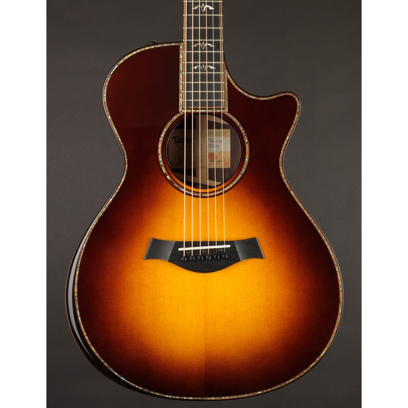 Taylor 912CE Sunburst w/ Bevel