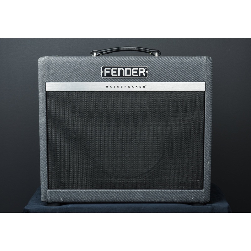 USED BassBreaker 15 Combo, '16