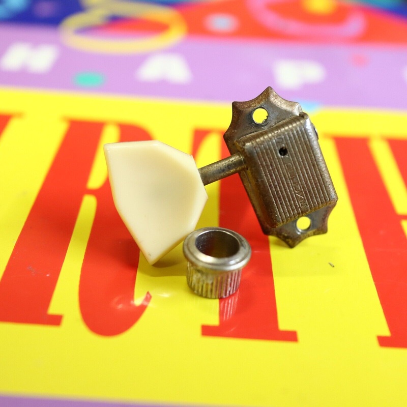 (1) 1960s Supro Pocket Bass Kluson Deluxe Tuner D-169400 Treble *NOT WORKING*