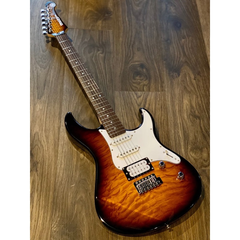 Yamaha Pacifica 212 VQM TBS in Tobacco Sunburst Single variant