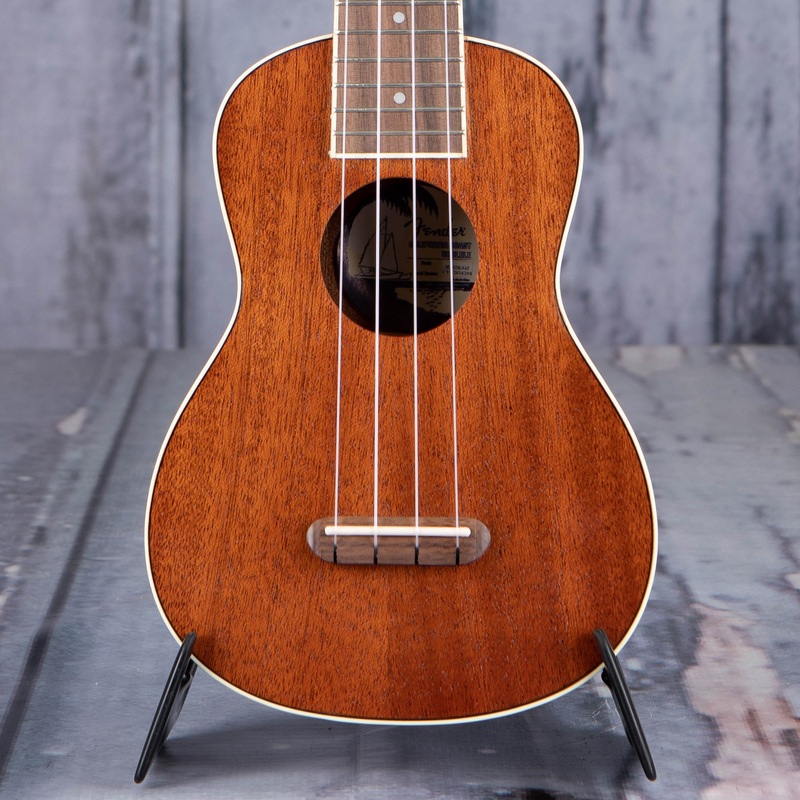 Fender Seaside Soprano Uke Pack, Natural