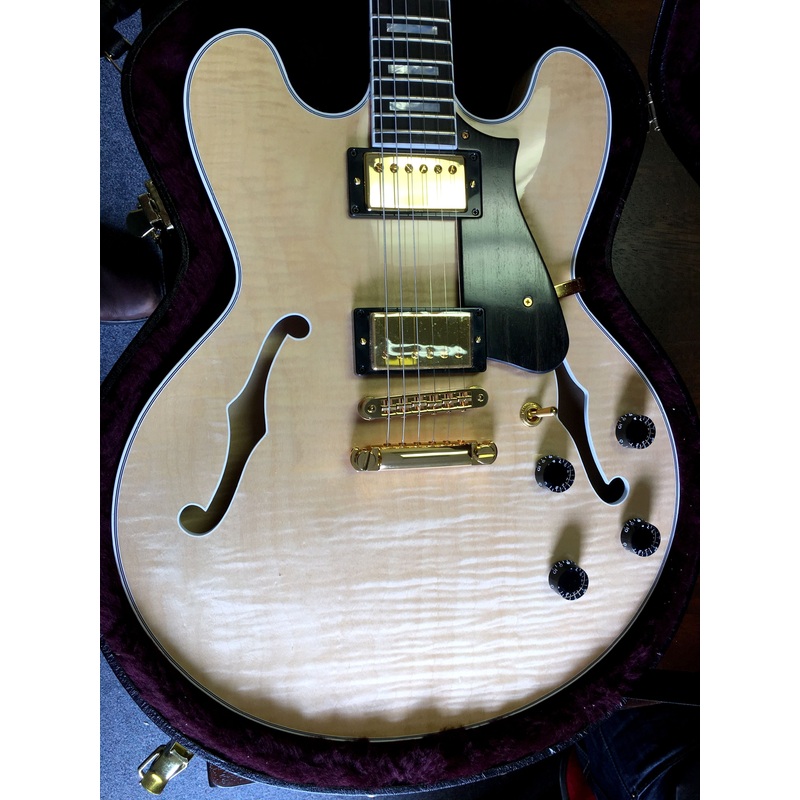 **** SOLD **** Heritage H-555 Natural