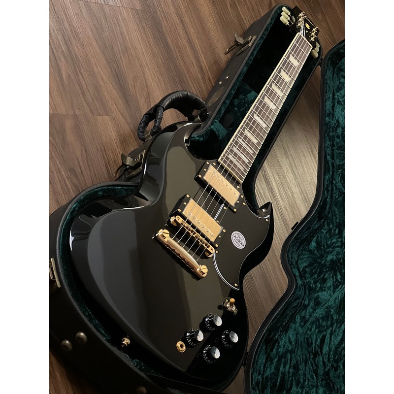 Tokai SG-215 GH BB Premium Series Japan in Black Beauty with Gold Hardware