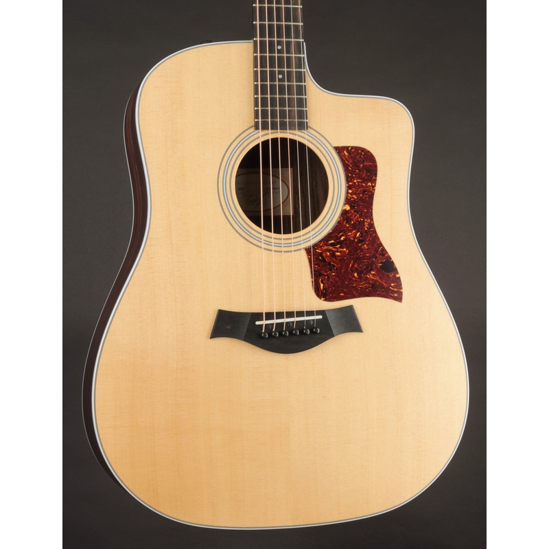 Taylor 210CE
