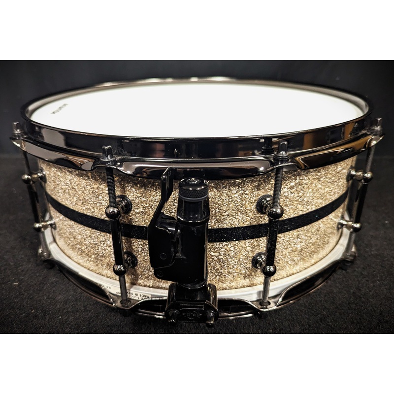 White Glass Glitter Snare
