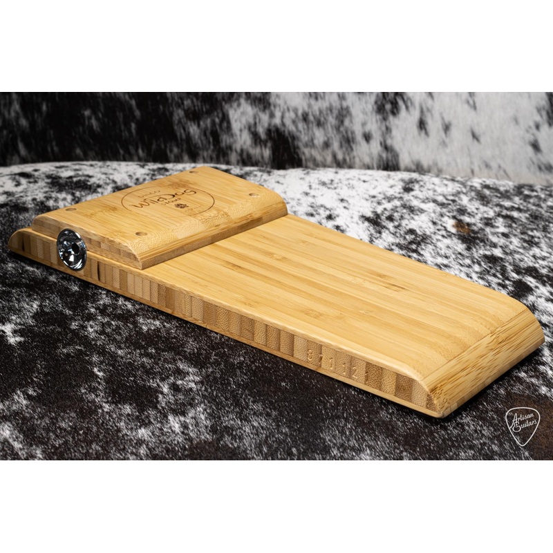 Wild Dog Dingo Stomp Box - 16371