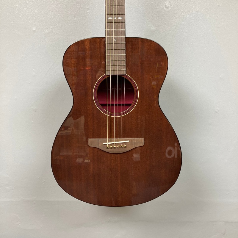 Yamaha Storia III Solid Mahogany Top Concert