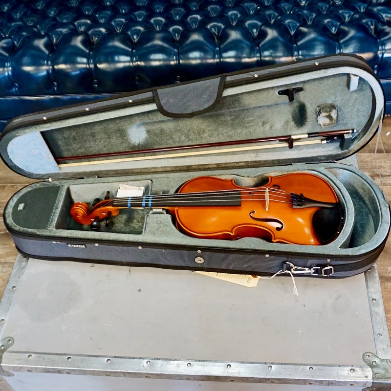 Yamaha VA5 14" Viola