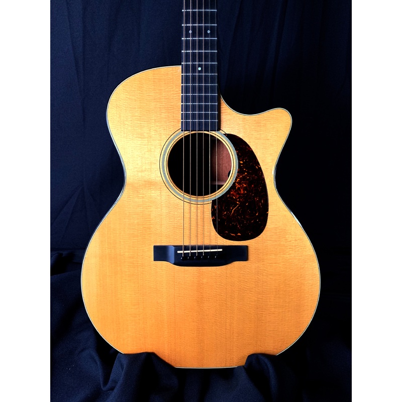 2015 Martin GCP-18