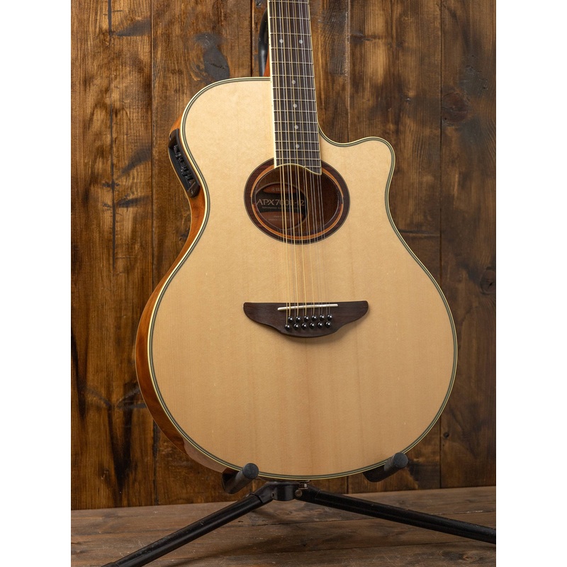 Yamaha APX700II 12 String, Natural