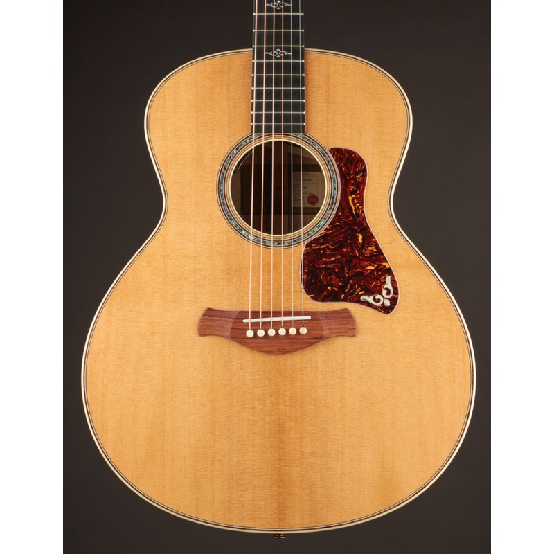 Taylor Gold Label 814E Natural Top Honduran Rosewood