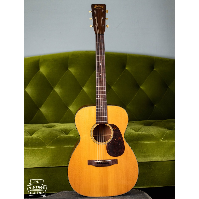 1943 Martin 00-18 guitar with case